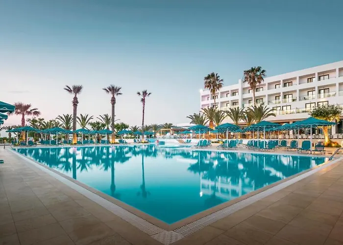 Mitsis Фалираки